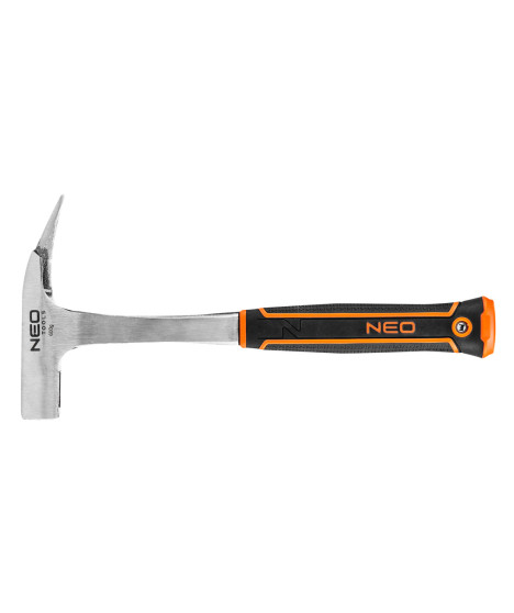 Młotek ciesielski 600 g, monolityczna konstrukcja